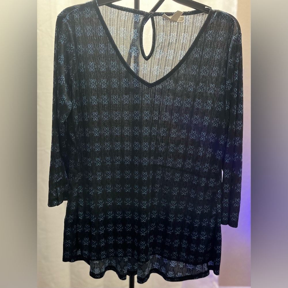 Dana Buchman floral design blouse scooped neckline 3/4 sleeve blue size Large
